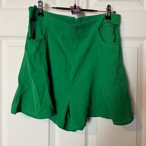 130. SHEIN size US 8/10 green dressy shorts